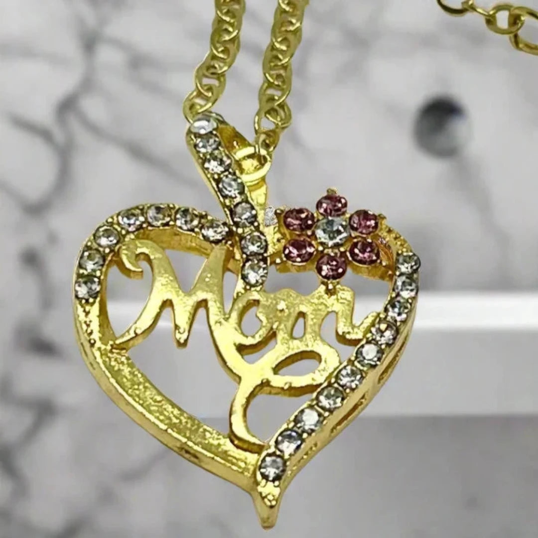 Golden Mom Pendant chain, Minimalist Heart shape